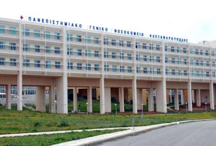 Αλεξανδρούπολη: Προφυλακίστηκε η μητέρα του 3χρονου που πέθανε από ασιτία – Οι κατηγορίες που αντιμετωπίζει