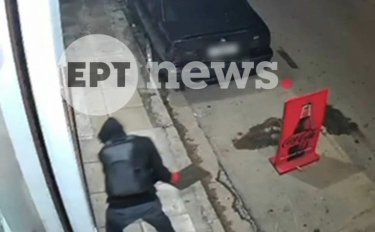 Σεπόλια: Σπάει βιτρίνα καταστήματος με καπάκι φρεατίου