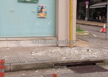 Λαμία: Έπεσαν σοβάδες στο κεφάλι 35χρονου ενώ πήγαινε στη δουλειά του – Μεταφέρθηκε στο νοσοκομείο