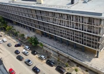 Θεσσαλονίκη: Στη φυλακή 47χρονος για τον θάνατο ηλικιωμένου – Διαπληκτίστηκαν την ώρα που έβγαλαν βόλτα τα σκυλιά τους