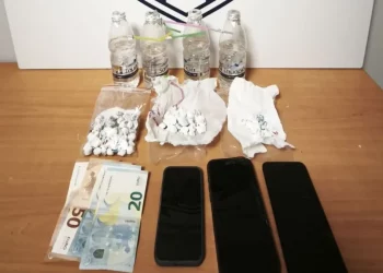 Χανιά: Συμμορία νεαρών διακινούσε κοκαΐνη – Εμπλοκή και ανήλικης