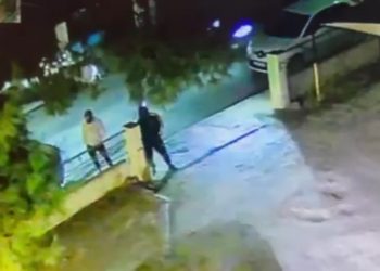 Χειροπέδες σε δύο για τη ληστεία στην Κηφισιά με λεία 180.000 ευρώ – Εικόνες από τη δράση τους