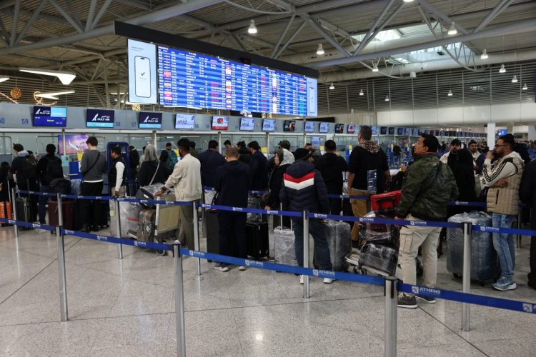 Συγκρότηση Ειδικής Επιτροπής για το πρόβλημα σε συχνότητες του FIR Αθηνών – Ποιοι συμμετέχουν