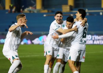 Super League: Ακόμη ένα βήμα για τα playoffs ο Λεβαδειακός (3-1 τον Παναιτωλικό στο Αγρίνιο)