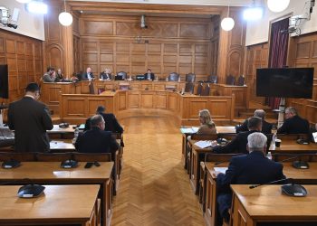 ΟΠΕΚΕΠΕ: Ένταση στην εξεταστική της Βουλής μεταξύ Λιακούλη – Χαλικιά