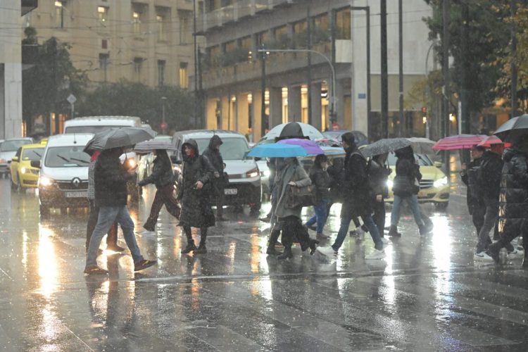 Εκτακτο της ΕΜΥ: Ερχονται βροχές, καταιγίδες και μποφόρ – Πότε και σε ποιες περιοχές θα είναι έντονα τα φαινόμενα