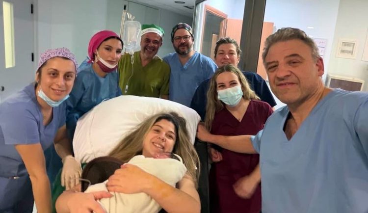 Ριφιφί για κλάματα στον Κολωνό – Τρύπησαν τοίχο για μόλις 500 ευρώ