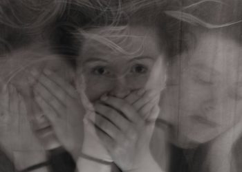 Ιδεοψυχαναγκαστική διαταραχή: Όταν η σκέψη μας κρατά αιχμάλωτους