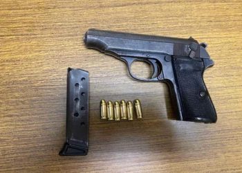 Χαϊδάρι: Συνελήφθη 20χρονος συνεπιβάτης μοτοσικλέτας με γεμάτο όπλο – Έβρισε και απείλησε τους αστυνομικούς