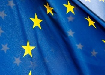 Οι Ευρωπαίοι ενεργοποιούνται για να απαντήσουν στον Τραμπ – Έκτακτη συνεδρίαση της ΕΕ