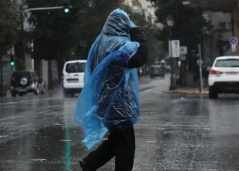 Καιρός: «Τρία βαρομετρικά χαμηλά μέχρι την Κυριακή» – Πώς θα κάνουμε Τσικνοπέμπτη