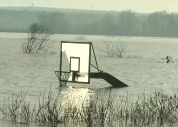 Έβρος: Εικόνες βιβλικής καταστροφής από τις πλημμύρες – Έως και 6 μέτρα το νερό στα Λάβαρα