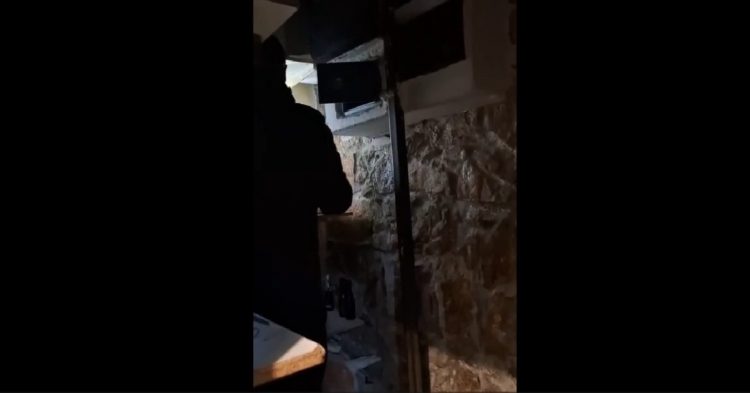 ΑΑΔΕ: Βίντεο από τις έρευνες για το δίκτυο απάτης με «αχυρανθρώπους» που υπεξαίρεσαν 43 εκατ. ευρώ από το Δημόσιo