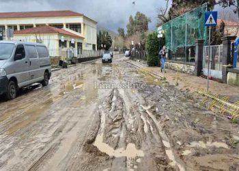 Λήμνος: Στο έλεος της κακοκαιρίας η Μύρινα – Σοβαρές ζημιές σε σπίτια και καταστήματα