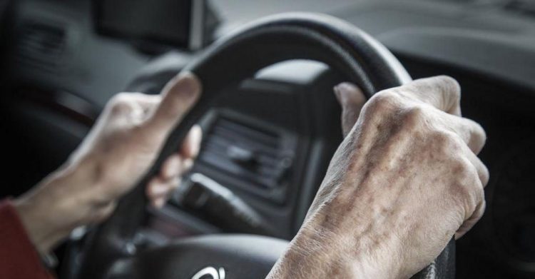 Πανικός στην ΠΑΘΕ: Μεθυσμένος οδηγούσε στο αντίθετο ρεύμα για 25 χιλιόμετρα, συγκρούστηκε με νταλίκα