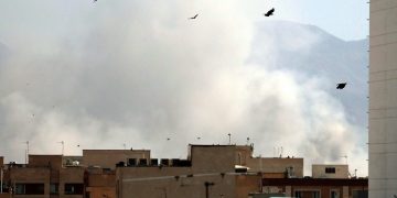 Το Ιράν ζητάει «να οδηγηθούν στη δικαιοσύνη οι εγκληματίες» μετά τα ισραηλινοαμερικανικά πλήγματα