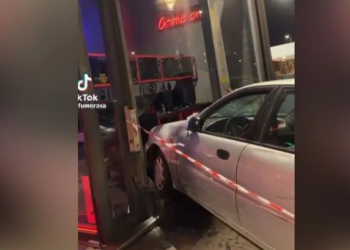 Άγιος Δημήτριος: Κινηματογραφική καταδίωξη δυο νεαρών με κλεμμένο ΙΧ – Συνελήφθη 17χρονος