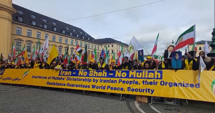 Γερμανία: Περίπου 200.000 άνθρωποι διαδήλωσαν στο Μόναχο κατά των ιρανικών αρχών