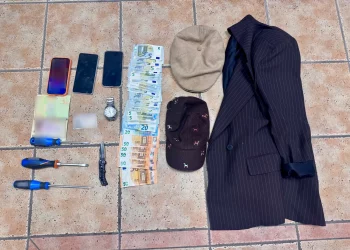 Αττική: Βίντεο-ντοκουμέντο από τη συμμορία που έσκαγε λάστιχα οχημάτων και έκλεβαν τους οδηγούς