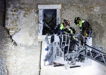 Ρώμη: Εβδομήντα άνθρωποι εγκατέλειψαν τα σπίτια τους και δυο ηλικιωμένοι τραυματίσθηκαν σοβαρά από διαρροή φυσικού αερίου