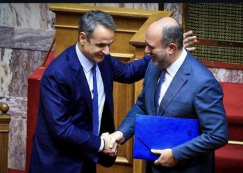 Δημήτρης Μαρκόπουλος: «Ο πρωθυπουργός εξετάζει την κατάσταση με όρους πατρίδας και η πατρίδα δεν θέλει εκλογές» (video)