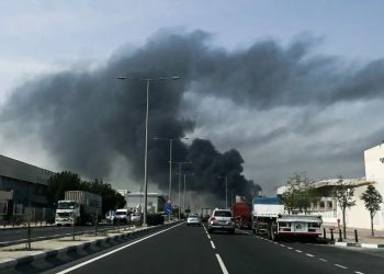 Το Ιράν έπληξε το μεγαλύτερο διυλιστήριο της Μέσης Ανατολής στο Άμπου Ντάμπι – ΒΙΝΤΕΟ