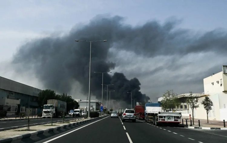 Το Ιράν έπληξε το μεγαλύτερο διυλιστήριο της Μέσης Ανατολής στο Άμπου Ντάμπι – ΒΙΝΤΕΟ