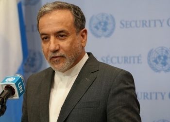 Αραγτσί: Το Ιράν δεν ζητά κατάπαυση του πυρός ή διαπραγματεύσεις με τις ΗΠΑ