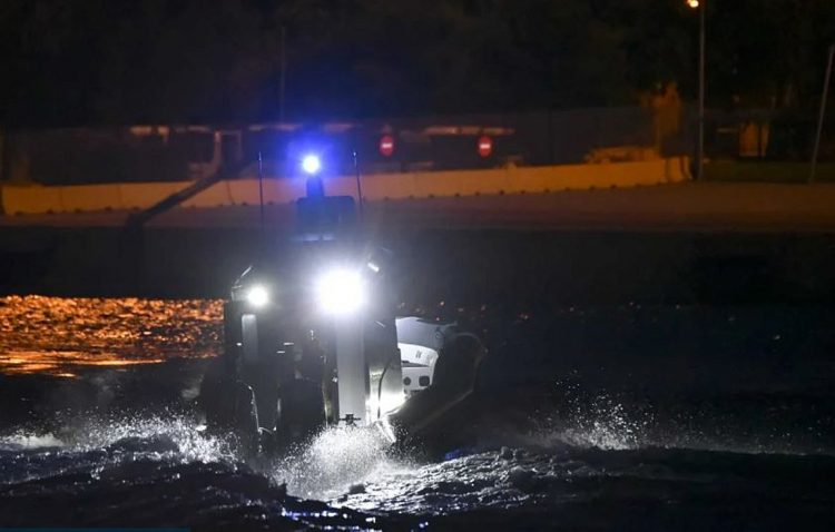 Καταδίωξη και σύλληψη 2 Τούρκων διακινητών με 36 μεταφερόμενους βόρεια της Ρόδου