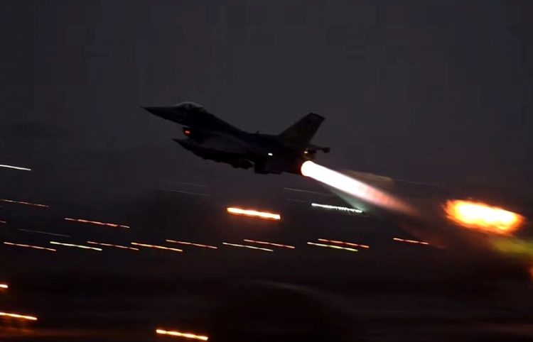 Βρετανία: Παραχωρεί τις βάσεις στις ΗΠΑ για να πλήξουν πυραυλικές εγκαταστάσεις στο Ιράν