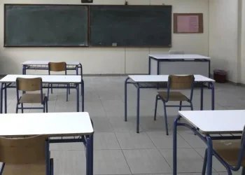 ΟΛΜΕ: Ουσιαστική ενίσχυση των σχολείων με μόνιμη παρουσία κοινωνικών λειτουργών και ψυχολόγων