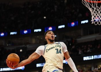 «Ο Giannis θα υπογράψει επέκταση ή θα γίνει ανταλλαγή» ξεκαθαρίζει ο συνιδιοκτήτης των Μπακς