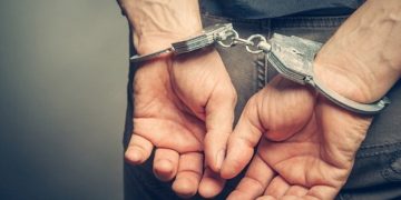 Ποινική δίωξη στους τρεις συλληφθέντες για το περιστατικό με πυροβολισμούς στη Νέα Μάκρη