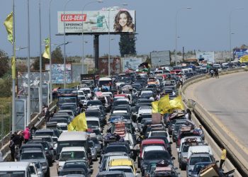 Λίβανος: Χιλιάδες εκτοπισμένοι επιστρέφουν στον νότο και αντικρίζουν ερείπια και συντρίμμια