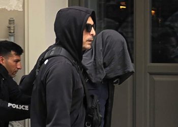 Αθήνα: Θρίλερ με τον θάνατο της 30χρονης μετά από ραντεβού μέσω εφαρμογής γνωριμιών – Τι εξετάζουν οι Αρχές