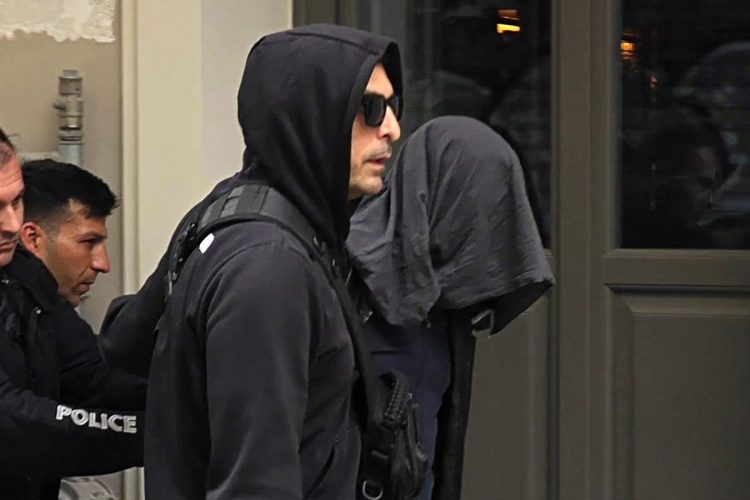 Αθήνα: Θρίλερ με τον θάνατο της 30χρονης μετά από ραντεβού μέσω εφαρμογής γνωριμιών – Τι εξετάζουν οι Αρχές