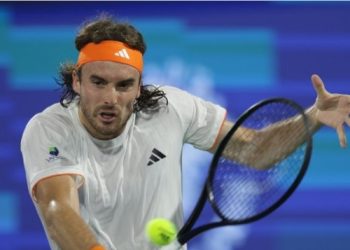 Τένις – Masters Μόντε Κάρλο: Αποκλεισμός από τον 1ο γύρο για τον Τσιτσιπά