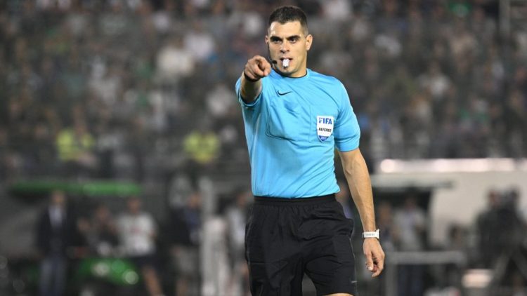 Οι διαιτητές στους αγώνες σε Τούμπα και Λεωφόρο…