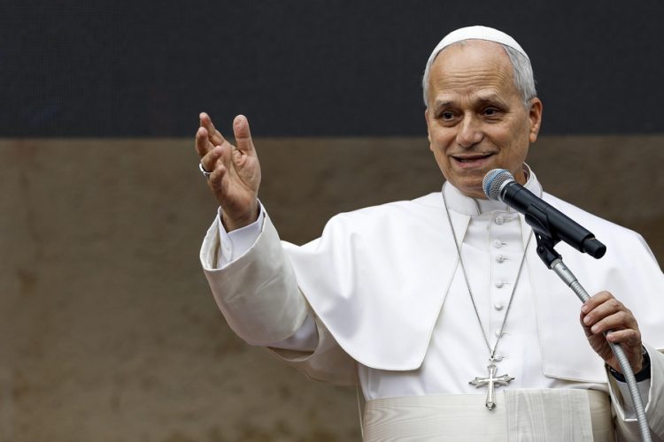 Πάπας Λέων: Στηλιτεύει την κλιμάκωση του πολέμου στην Ουκρανία – Απηύθυνε έκκληση να «σιγάσουν τα όπλα»